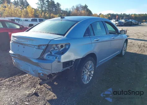2012 Chrysler 200 Limited z USA, uszkodzony, nr VIN 1C3CCBCB8CN227039
